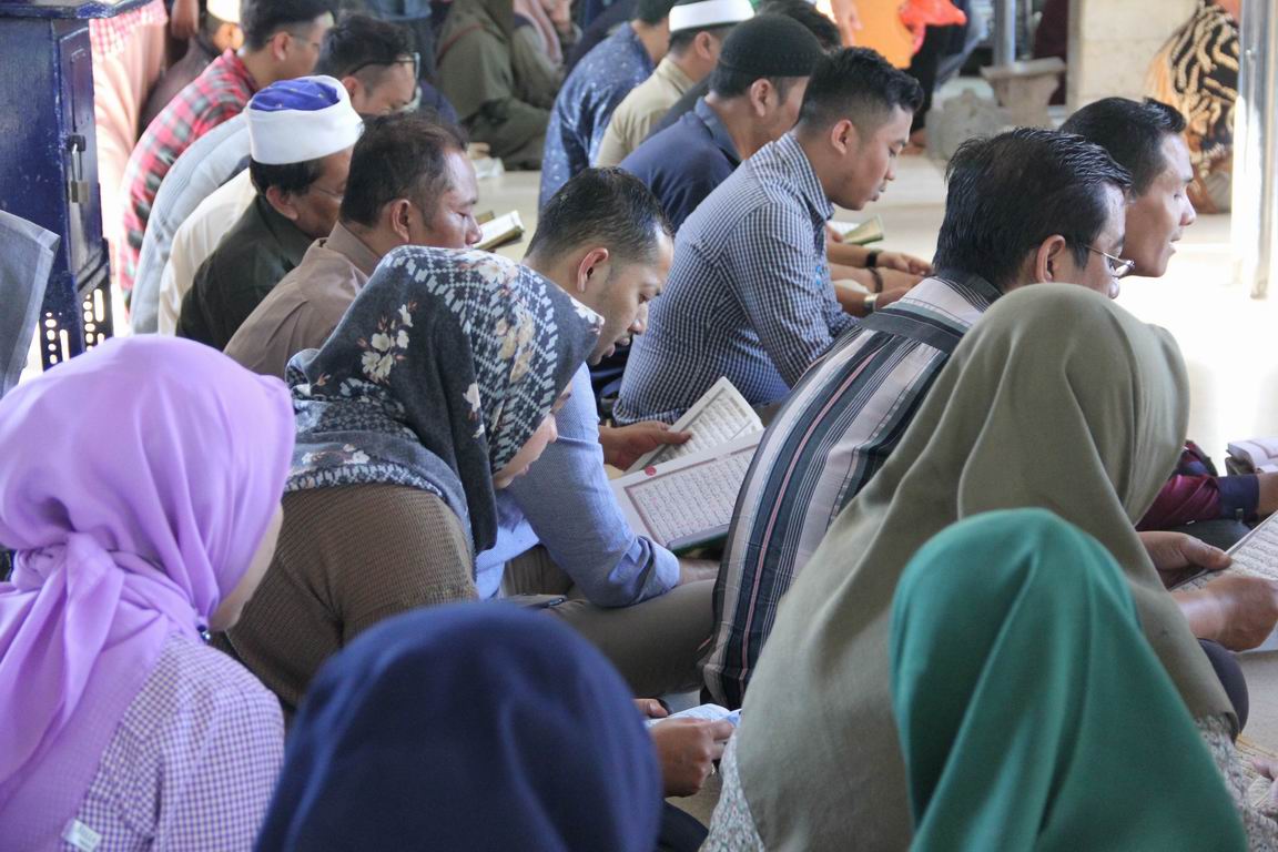 Kami PT Equityworld Futures Trillium Surabaya Selamat tahun baru Islam 1445 H.