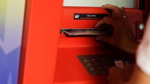 Mantan Polisi Dapat Rp 215 Miliar Berkat Mesin ATM