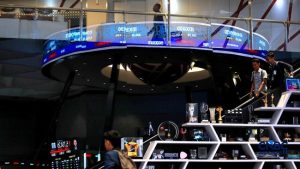 IHSG Sesi Kedua Ditutup Menguat 1,96% ke Level 5.999