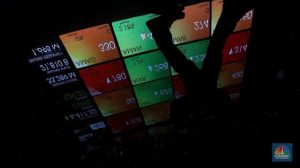 Penyebab Tiba-Tiba IHSG Anjlok 1,5%