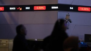 IHSG Melemah Sebelum Libur, Asing Kompak Jauhi 10 Saham Ini