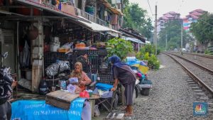 5 Ciri Warga Kelas Bawah, Cek Ada di Kamu?