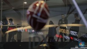 Transaksi Bayan-Haji Isam di Bawah Harga Pasar, Regulataor Buka Suara