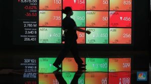 Jelang Akhir Pekan IHSG Melemah 0,82% ke 6.247, Saham Bank Jadi Beban